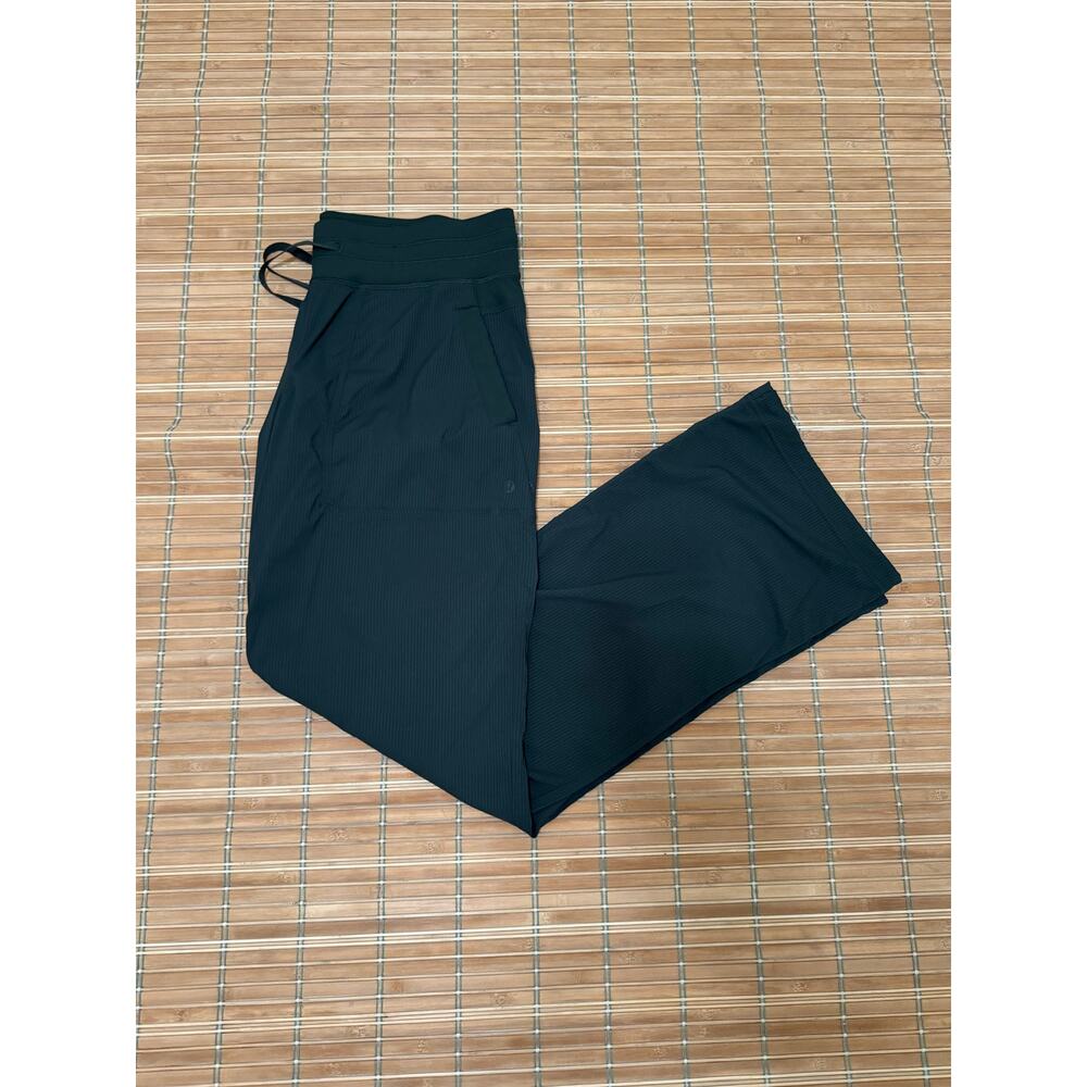 Lululemon Dance Studio Mid-Rise Pant Regular Size 10 Green